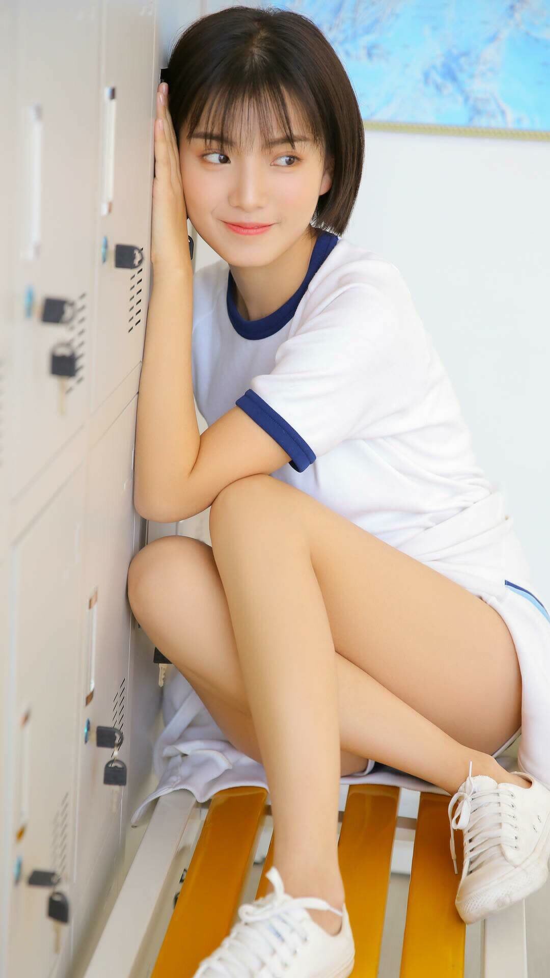 九游（jiuyou.com）游戏-场边摄像机捕捉到战术信号板更换引发战术变化猜测，战术摄像头