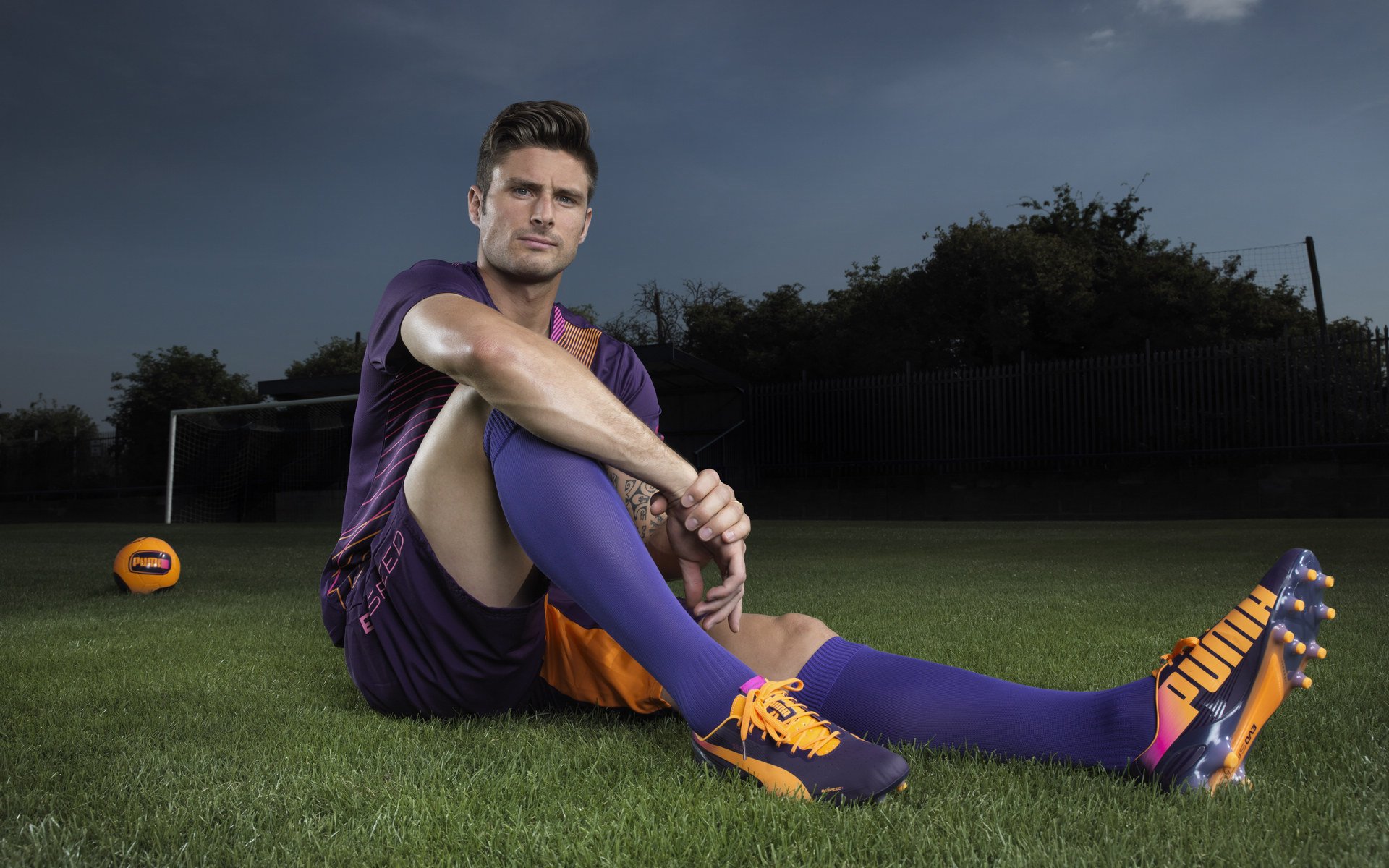 英超球队高压逼抢下认知恢复能力对失误率的中介效应研究，英超高位压迫